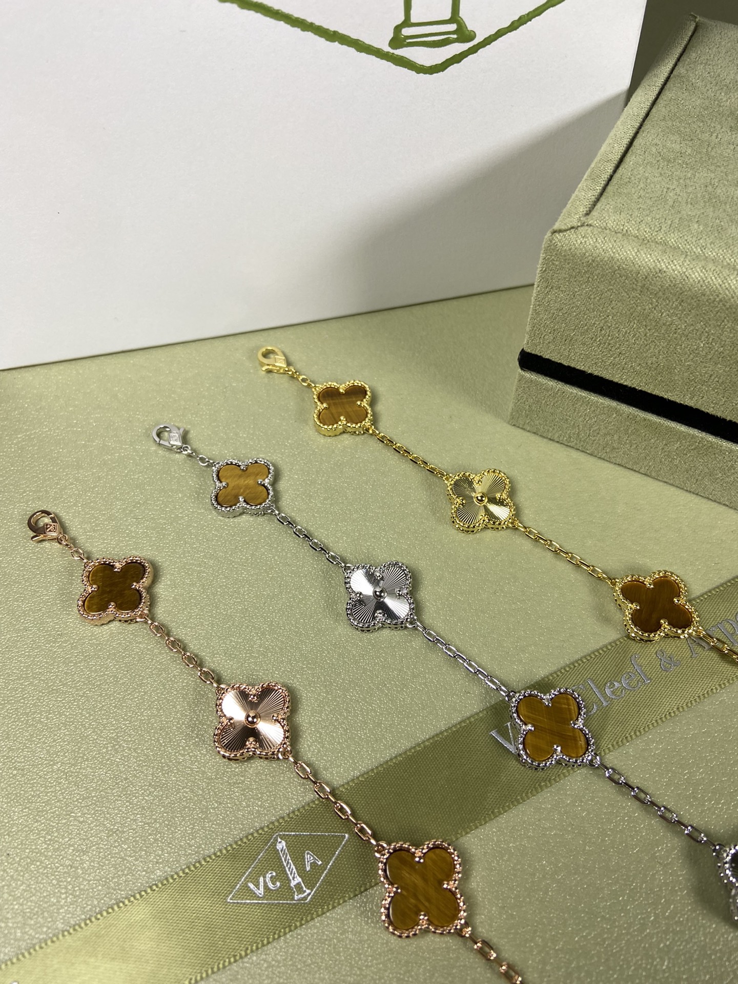 Van Cleef & Arpels tiger's eye four-leaf clover bracelet