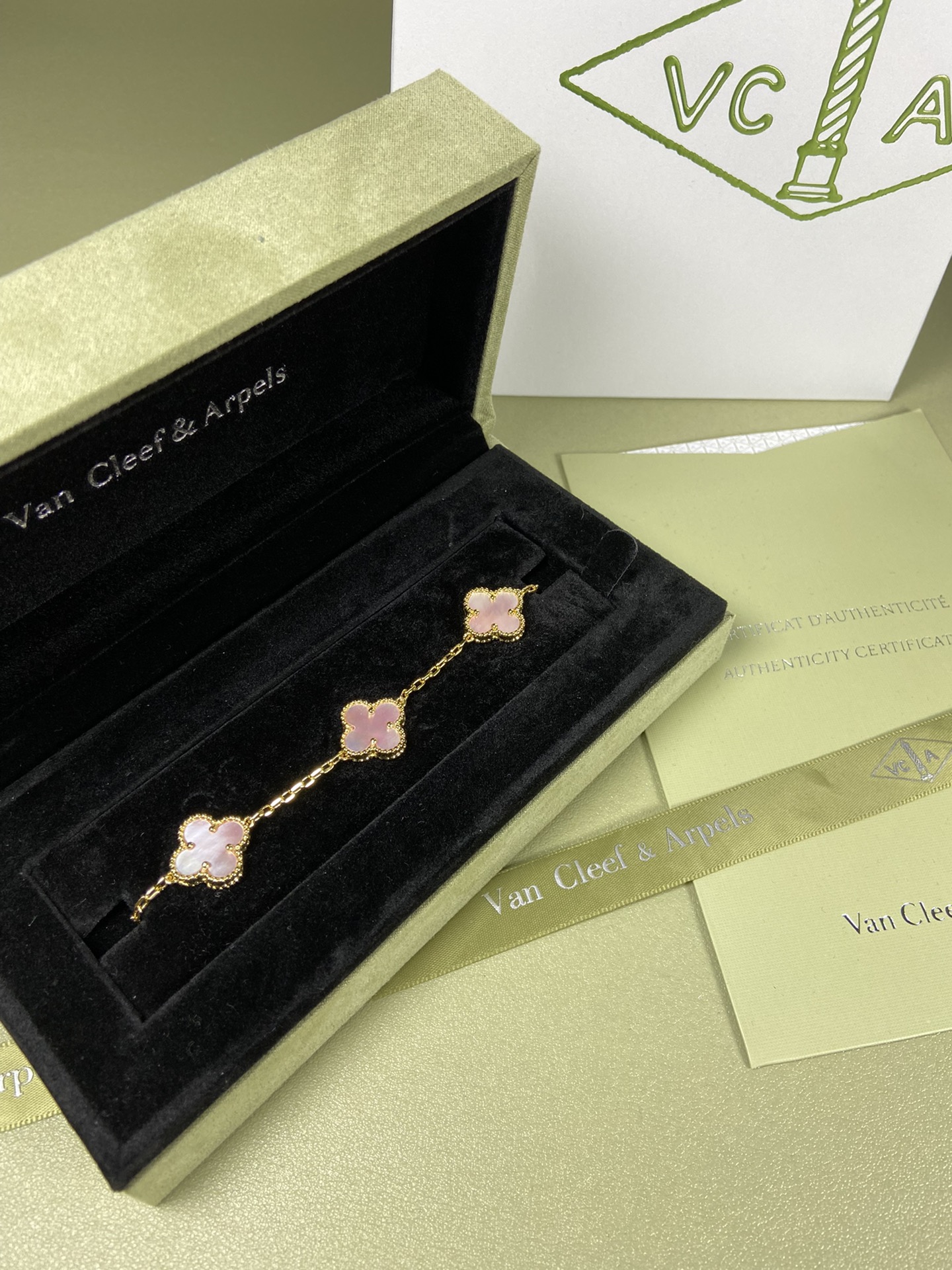 Van Cleef & Arpels four-leaf Pink mother-of-pearl clover bracelet