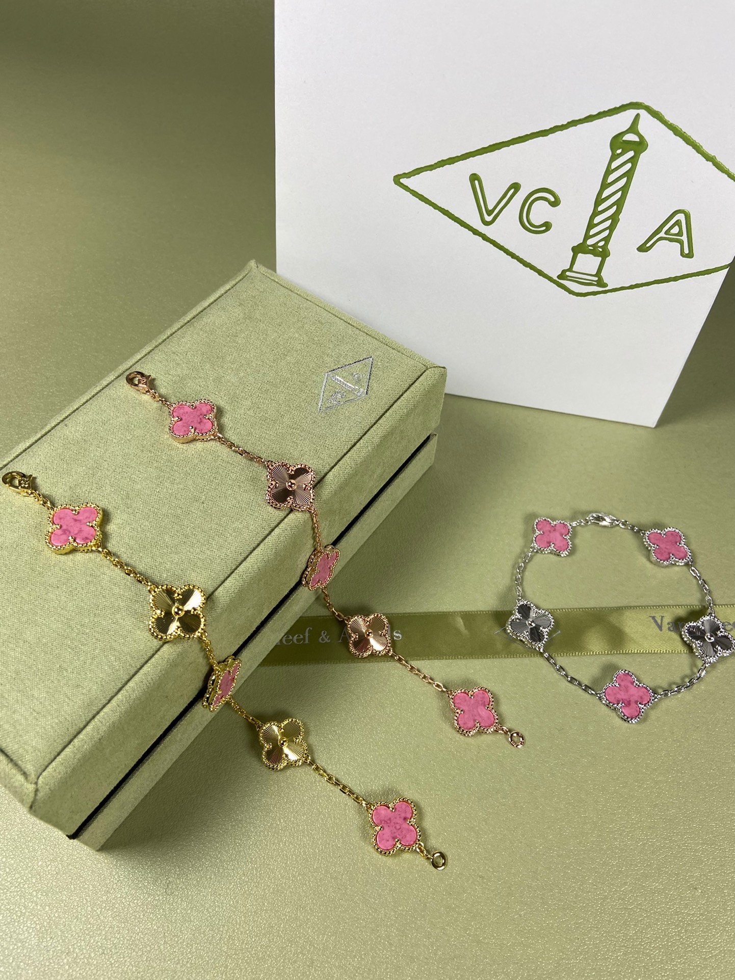 Van Cleef & Arpels rose pink four-leaf clover bracelet