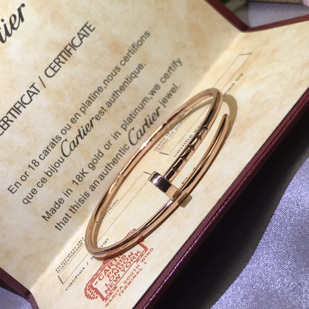 Cartier nail without diamond bracelet