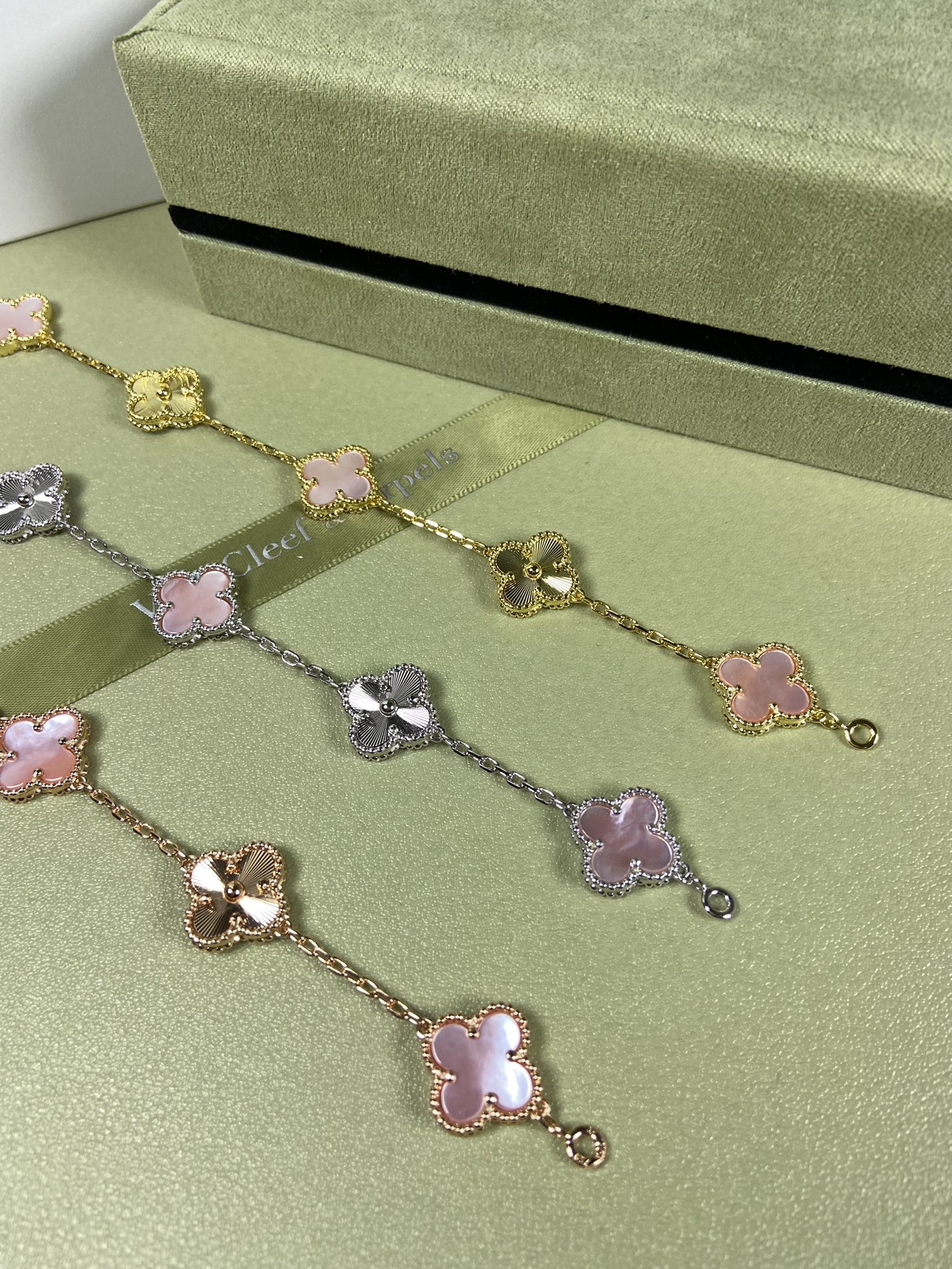 Van Cleef & Arpels four-leaf Pink mother-of-pearl clover bracelet