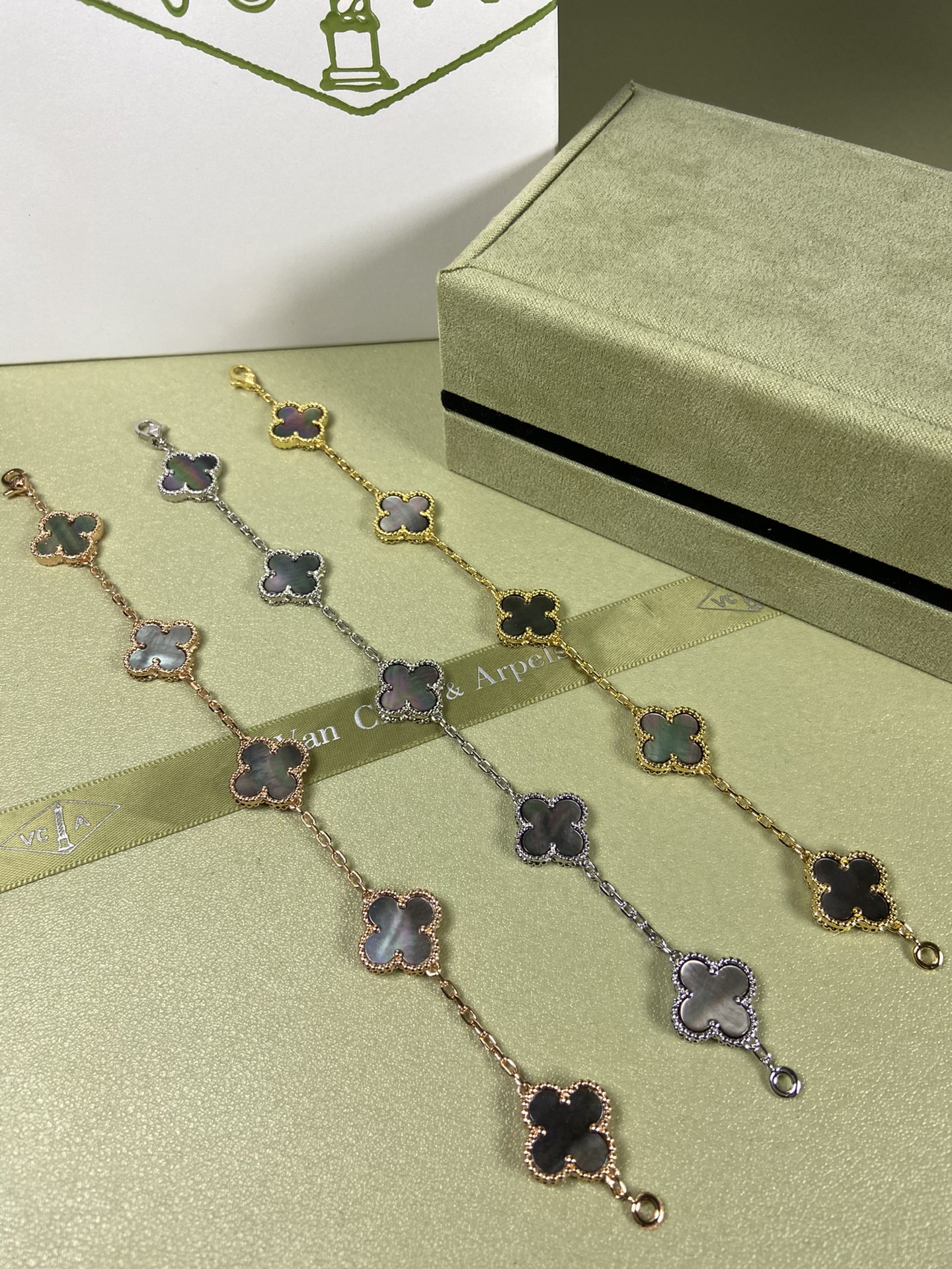 Van Cleef & Arpels grey mother-of-pearl four-leaf clover bracelet