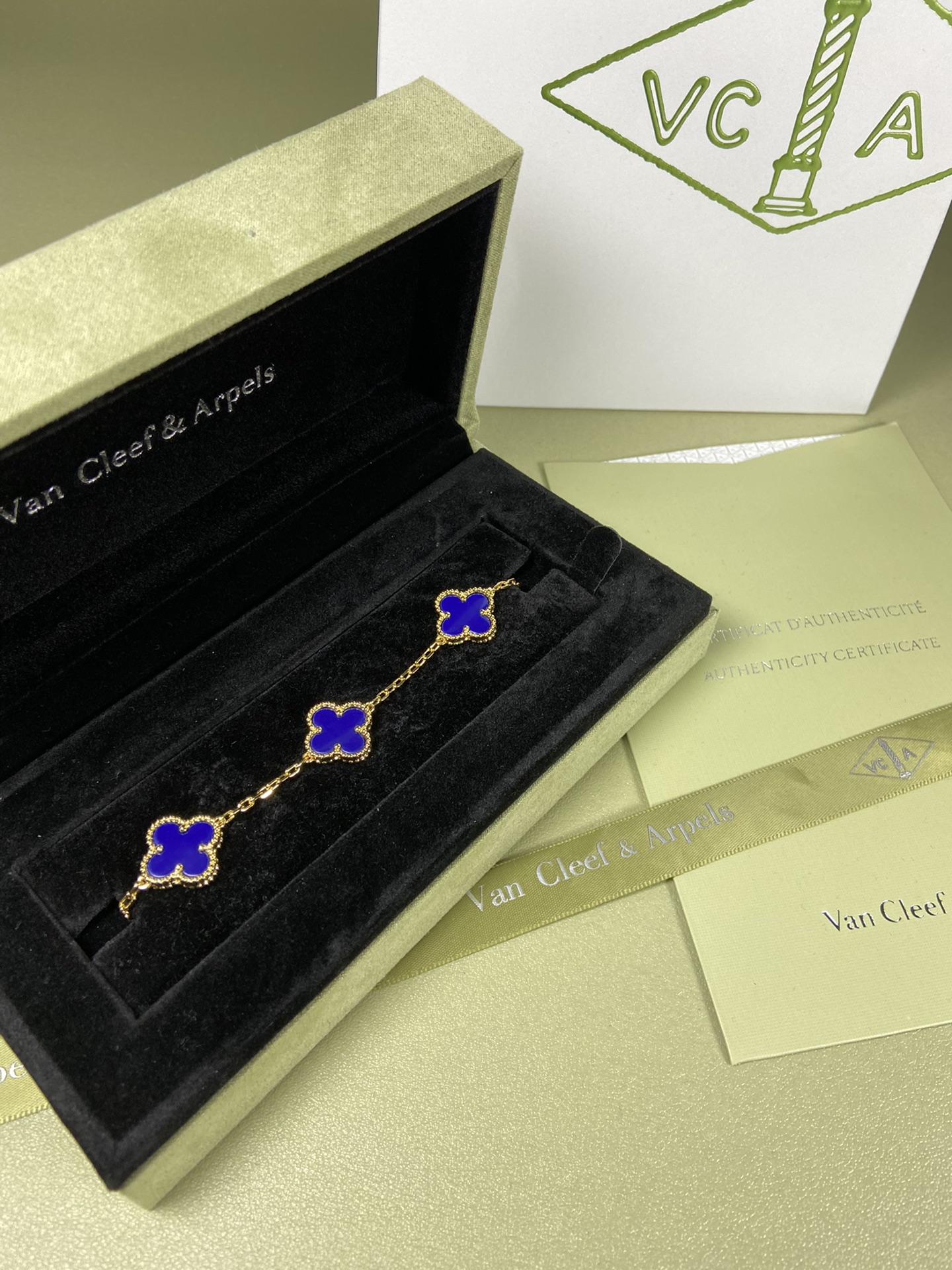Van Cleef & Arpels lapis lazuli clover bracelet