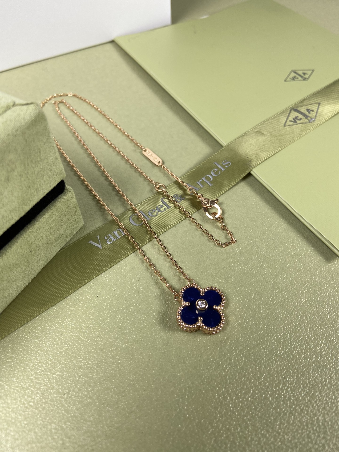Van Cleef & Arpels Peter blue four-leaf clover necklace