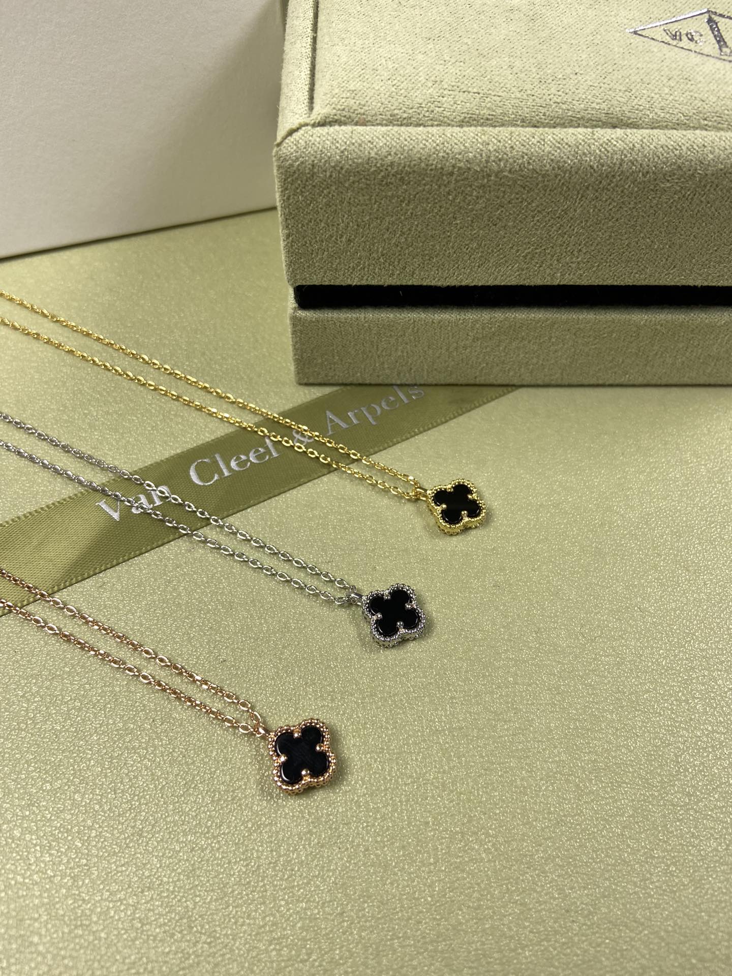 Van Cleef & Arpels mini black onyx four-leaf clover necklace