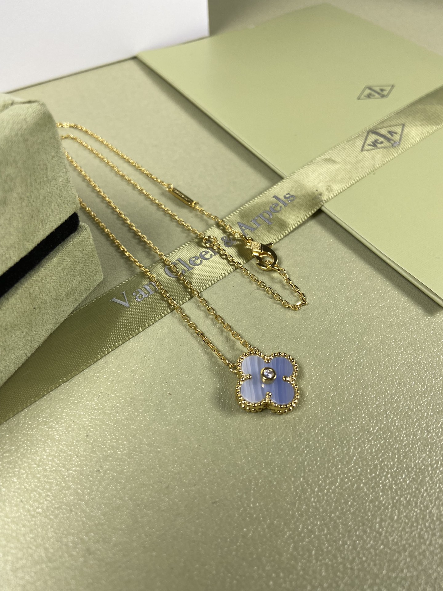 Van Cleef & Arpels purple chalcedony four-leaf clover necklace