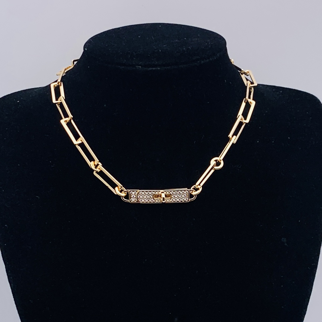 Hermès necklace