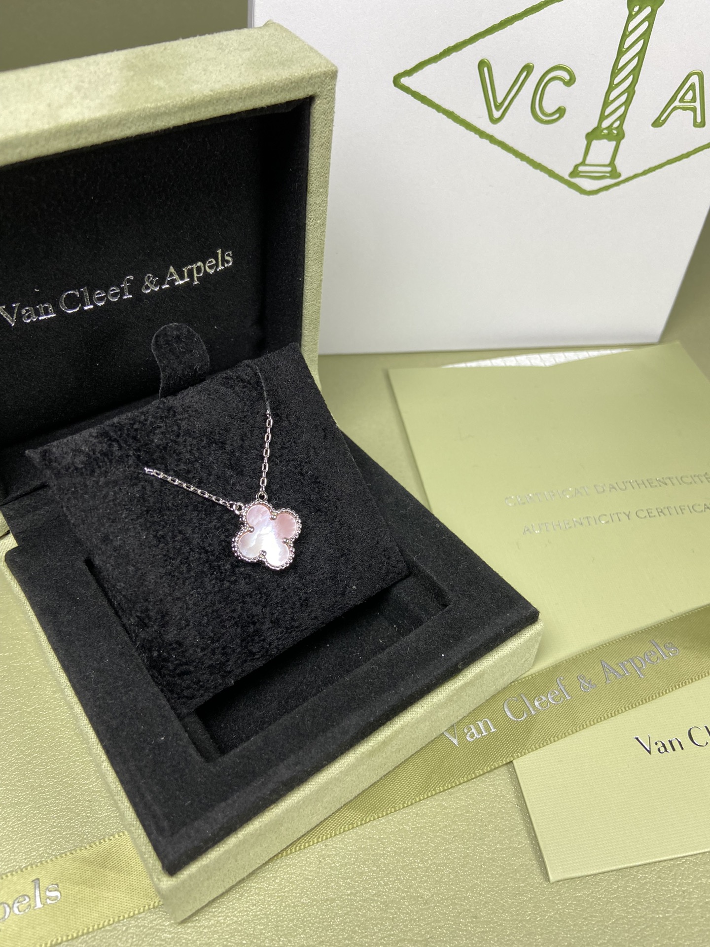 Van Cleef & Arpels pink mother-of-pearl four-leaf clover necklace