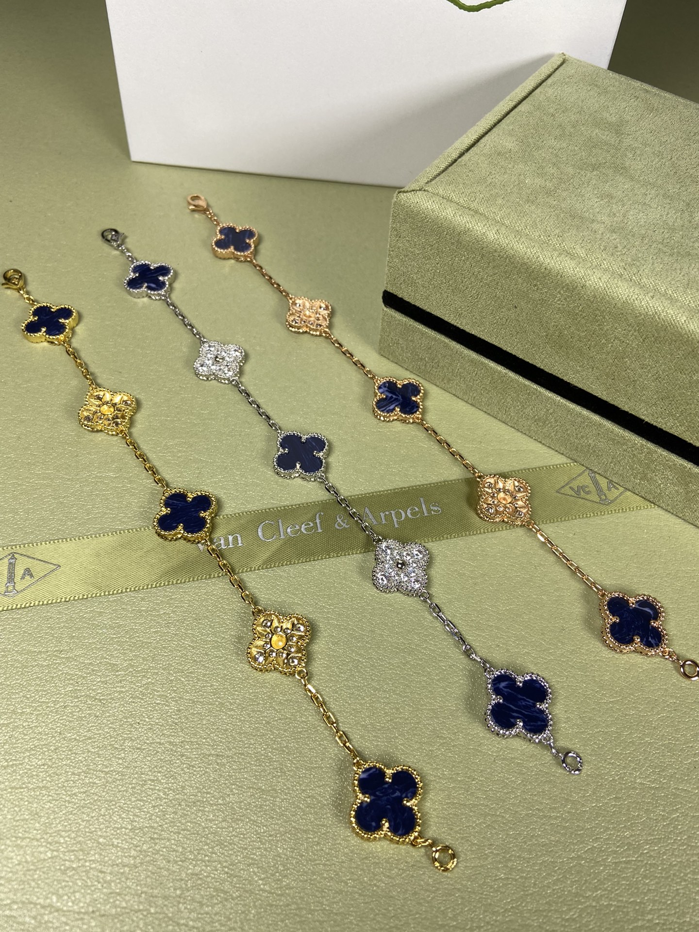 Van Cleef & Arpels Peter blue four-leaf clover bracelet