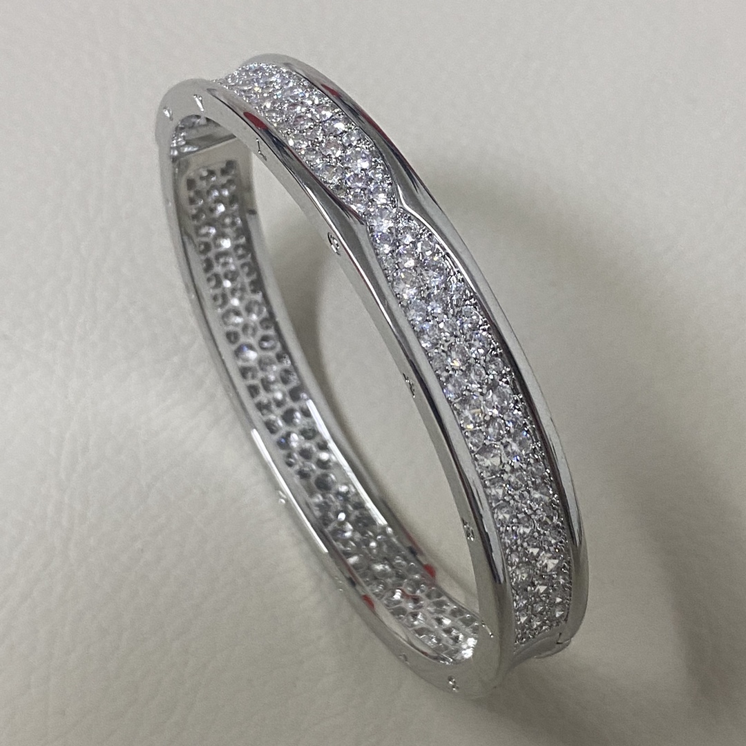 Bulgari bracelet New small waist bracelet