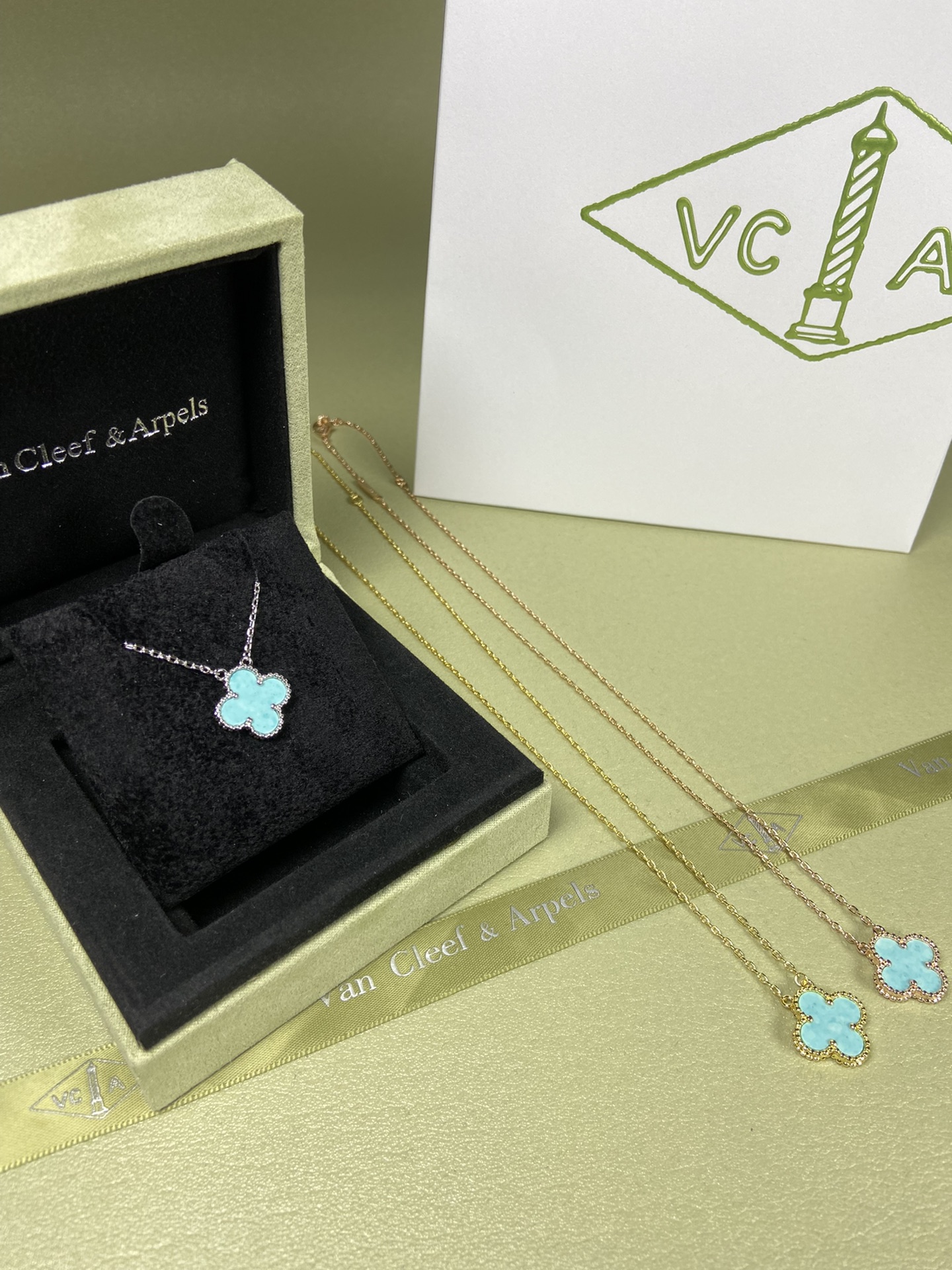 Van Cleef & Arpels mint blue four-leaf clover necklace