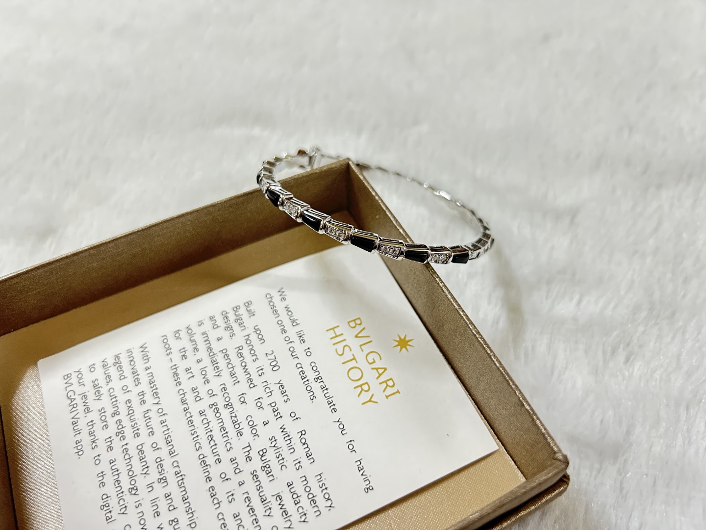 Bulgari bracelet BVL GARI black shellfish snake bracelet