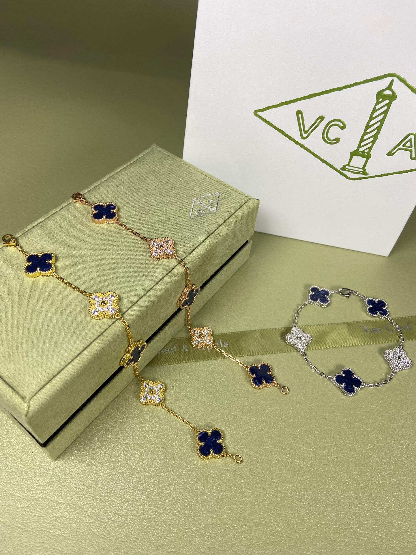 Van Cleef & Arpels Peter blue four-leaf clover bracelet