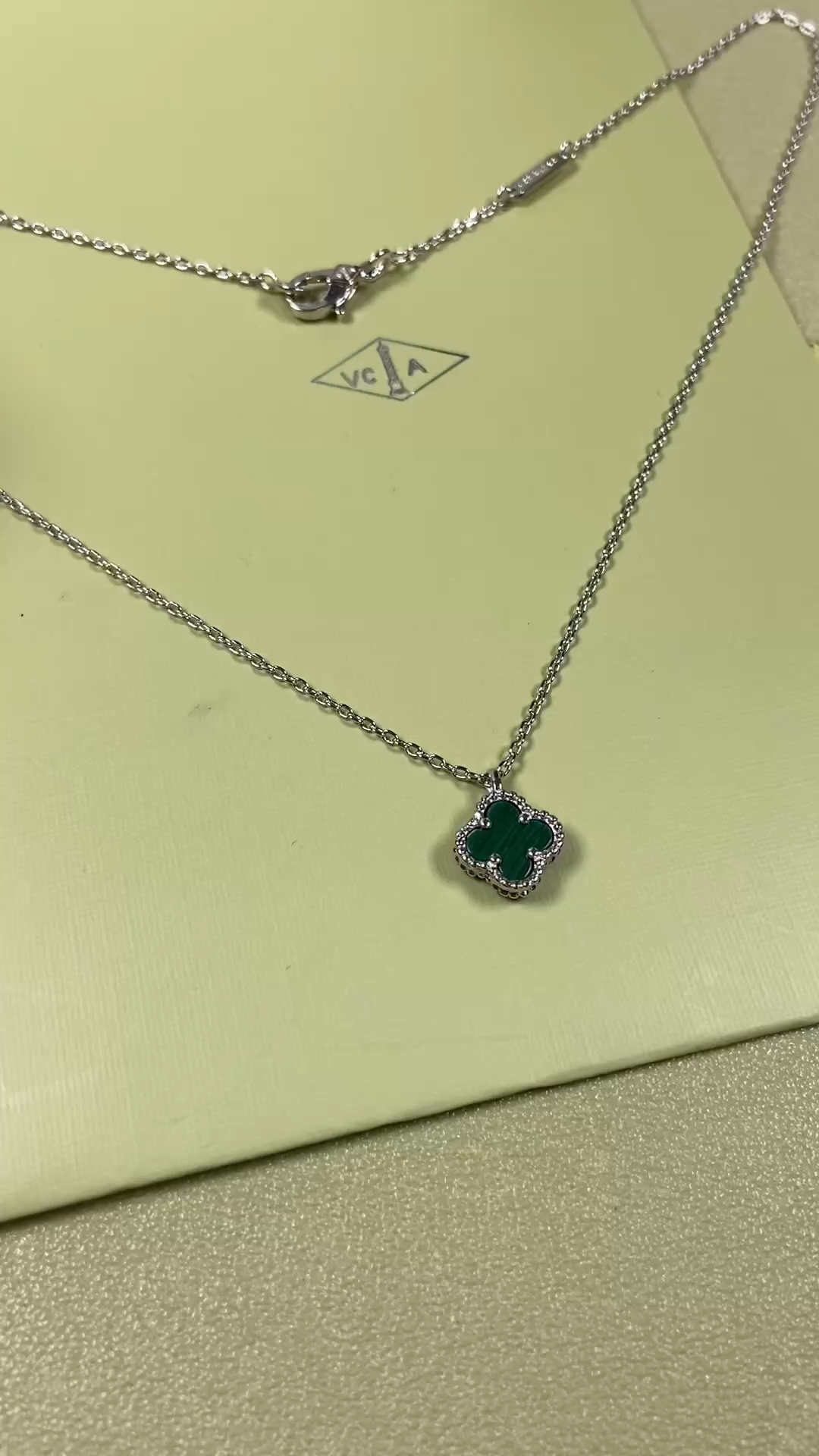 Van Cleef & Arpels mini Malachite four-leaf clover necklace