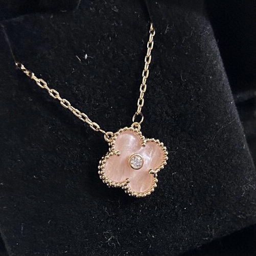 Van Cleef & Arpels pink mother-of-pearl four-leaf clover necklace