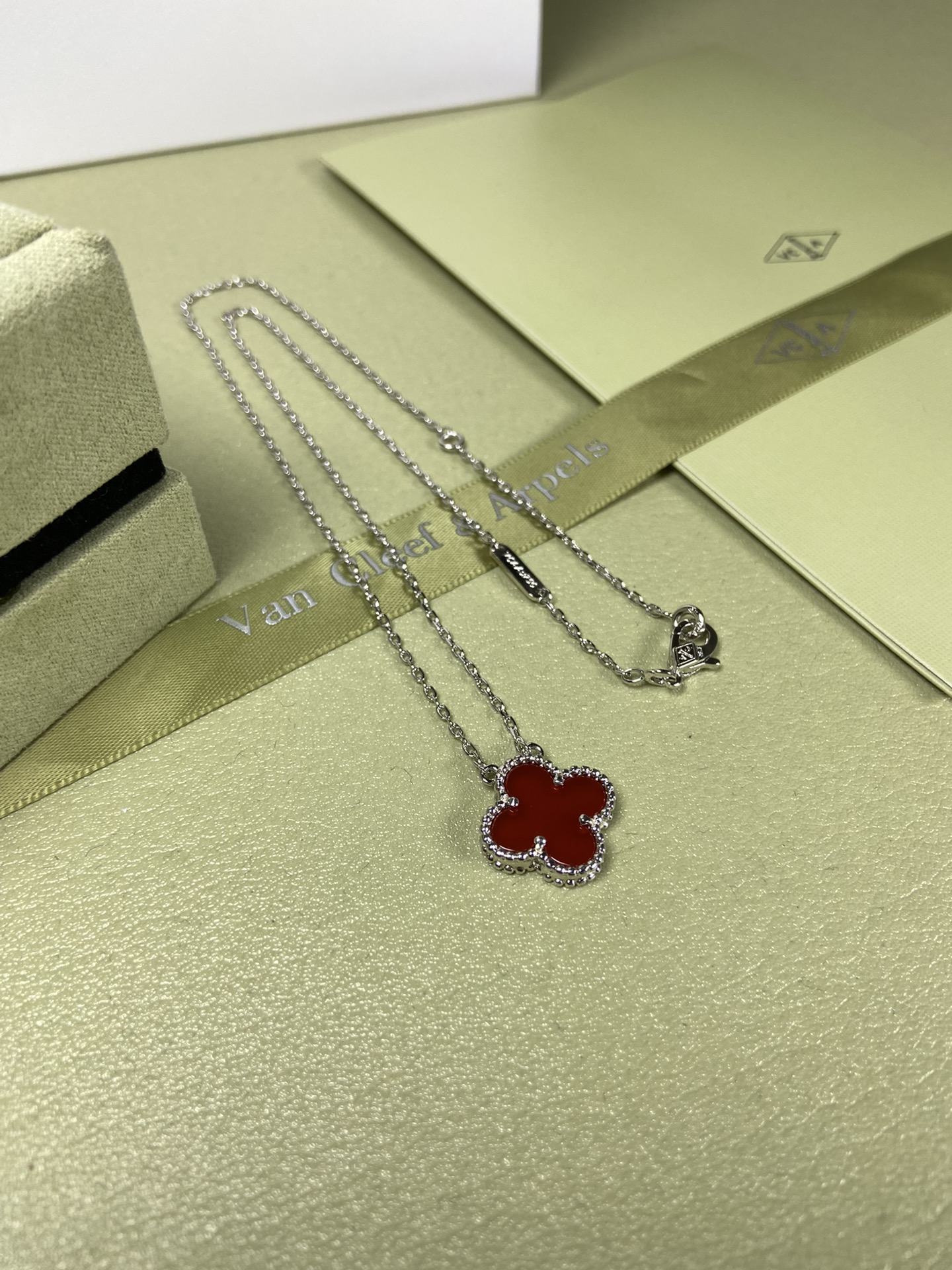 Van Cleef & Arpels carnelian four-leaf clover necklace
