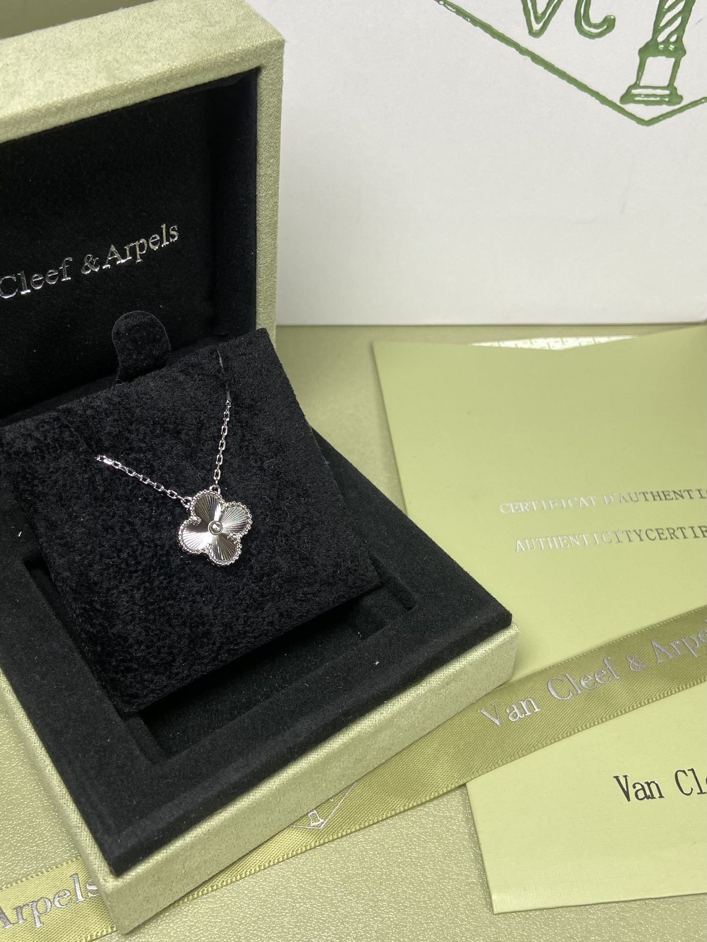 Van Cleef & Arpels laser clover necklace