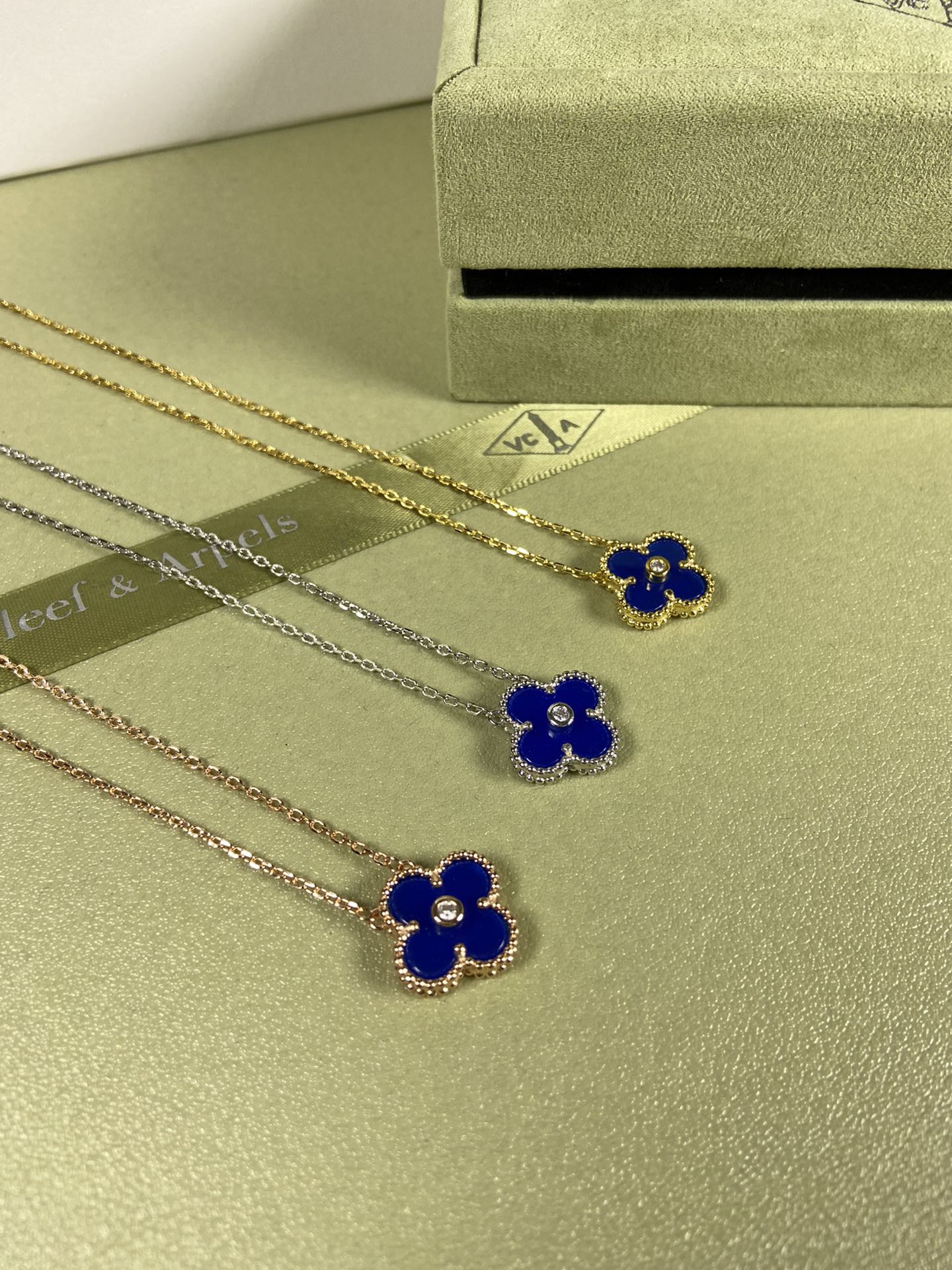Van Cleef & Arpels blue chalcedony four-leaf clover necklace
