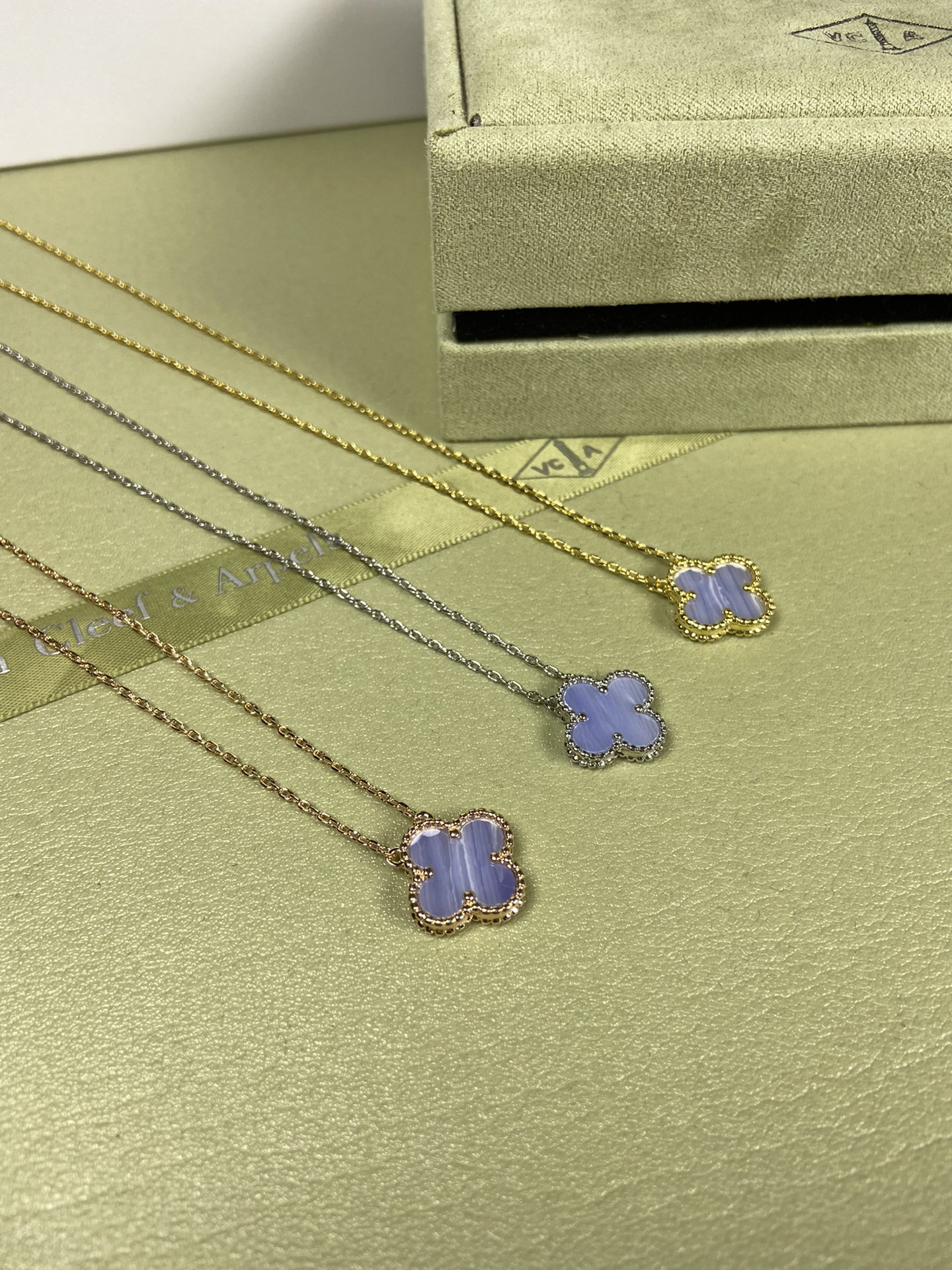 Van Cleef & Arpels purple chalcedony four-leaf clover necklace