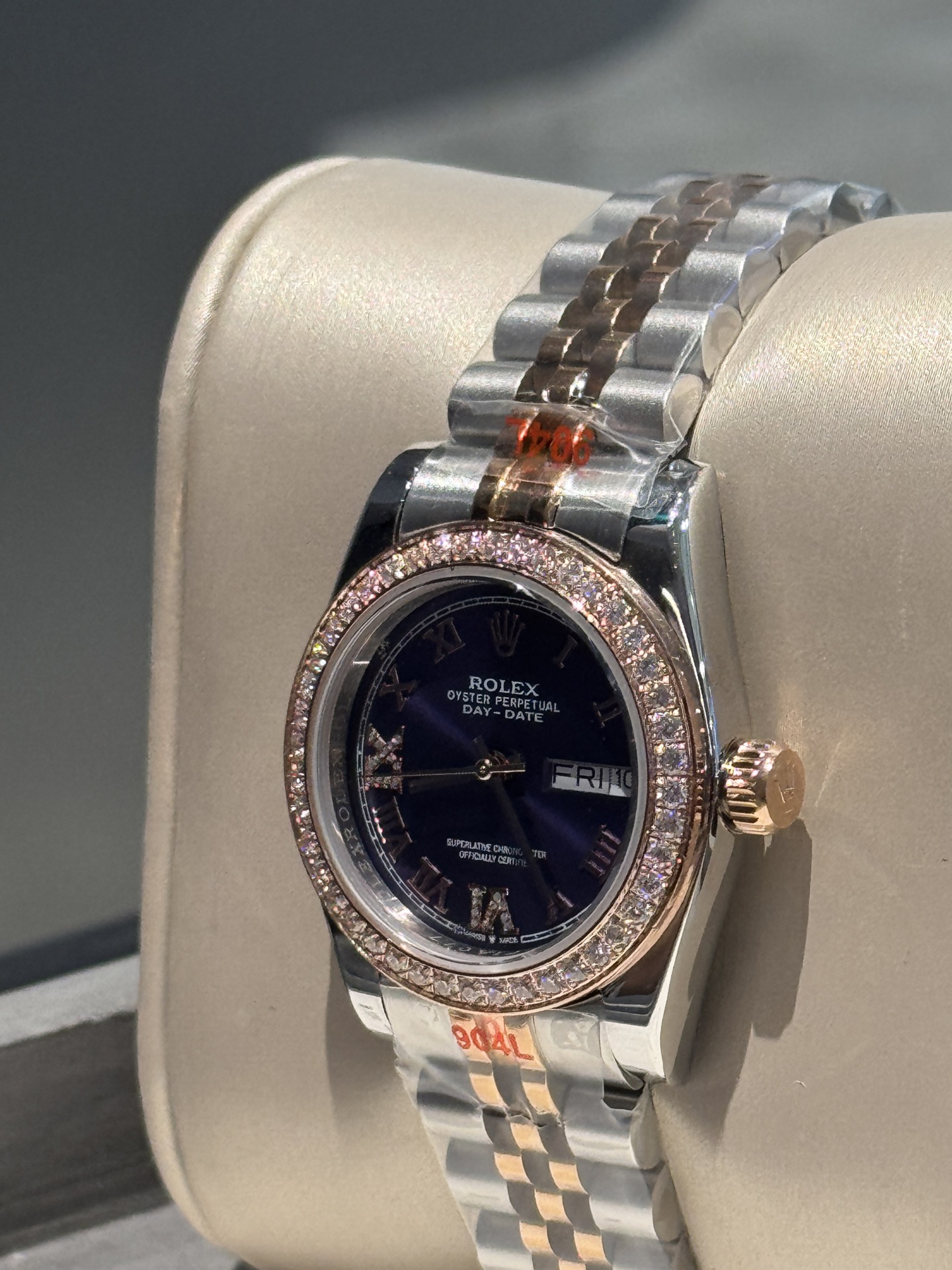 The Rolex Datejust classic women's solid steel with original press-buckle imported movement