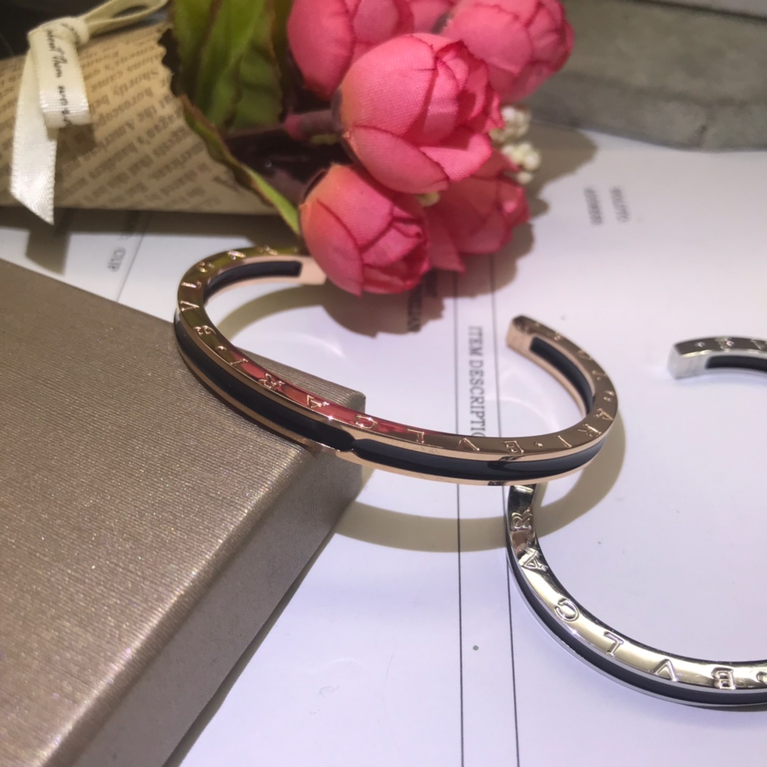 Bulgari Bracelet New open-ended C-shaped couple bracelet