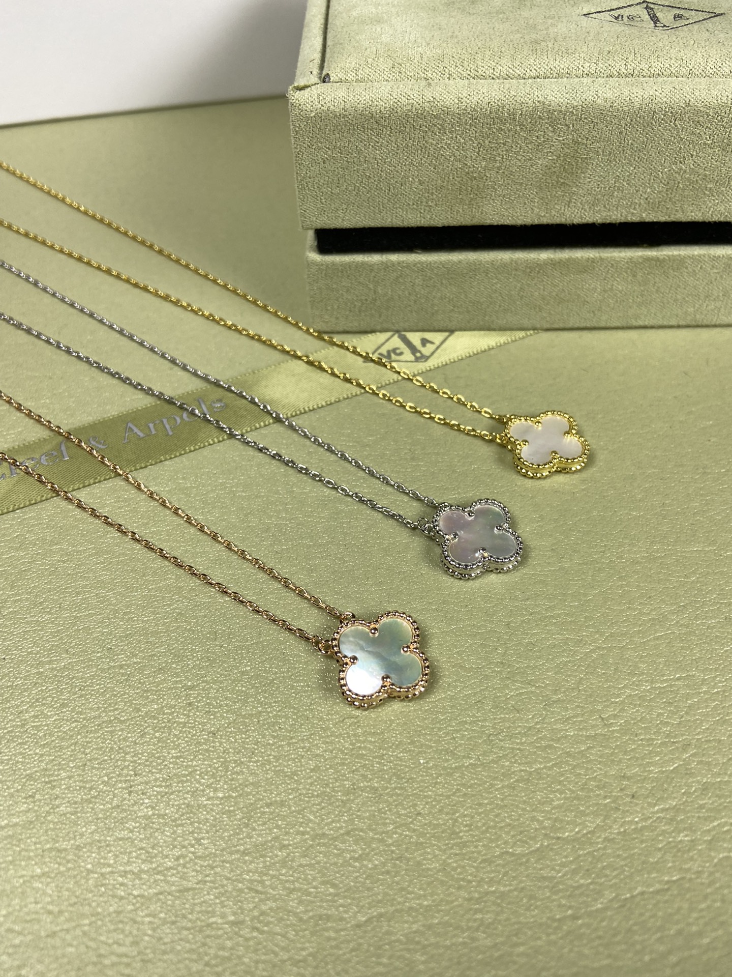 Van Cleef & Arpels white mother-of-pearl four-leaf clover necklace