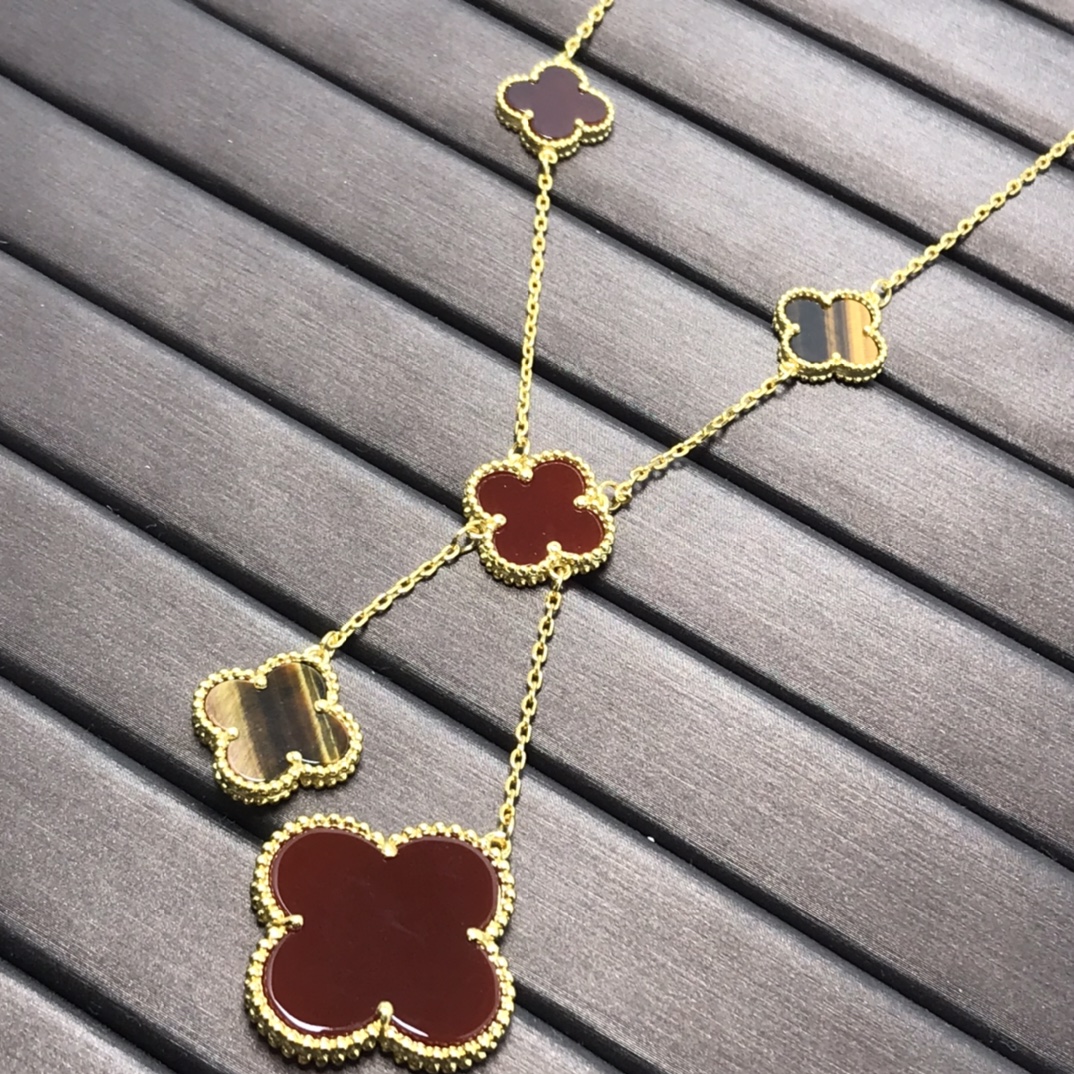 Van Cleef & Arpels 6 four-leaf clover necklace