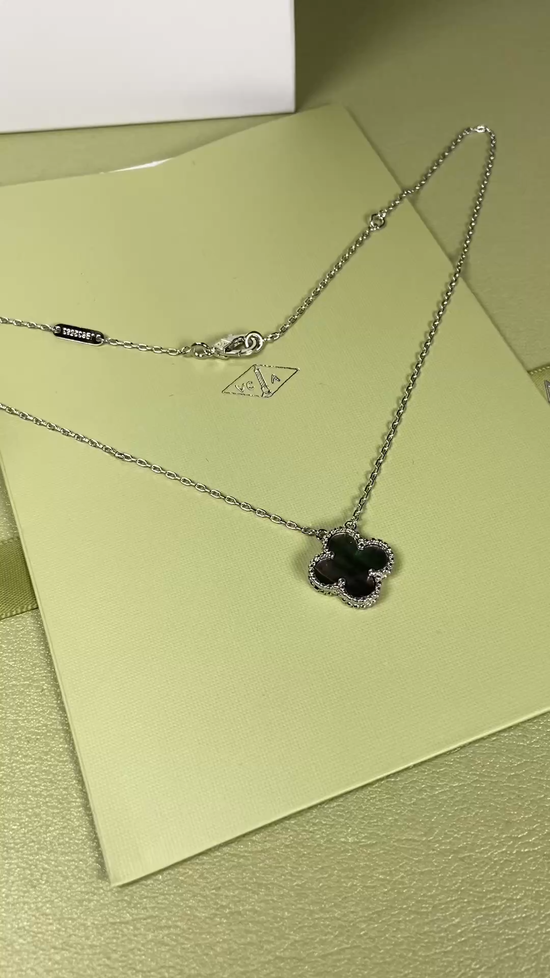 Van Cleef & Arpels gray mother-of-pearl four-leaf clover necklace