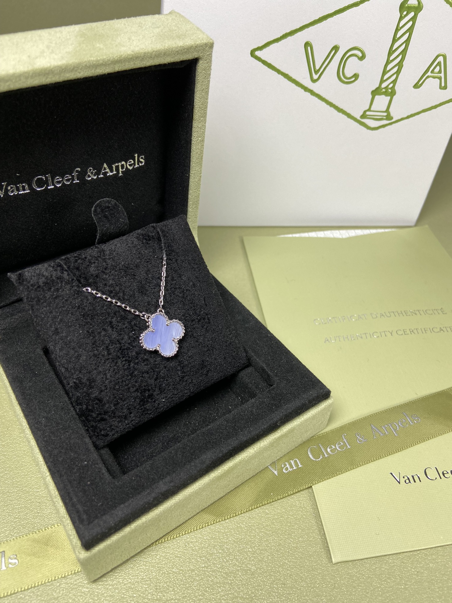 Van Cleef & Arpels purple chalcedony four-leaf clover necklace
