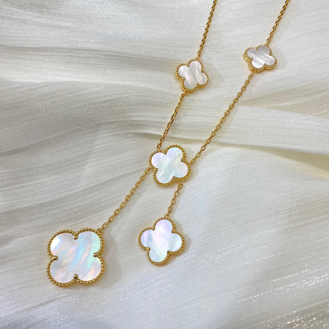 Van Cleef & Arpels 6 four-leaf clover necklace