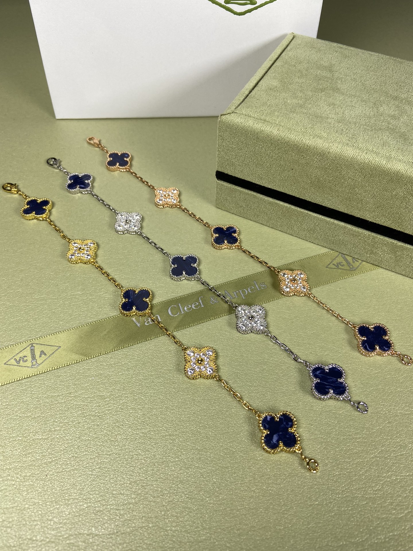 Van Cleef & Arpels Peter blue four-leaf clover bracelet