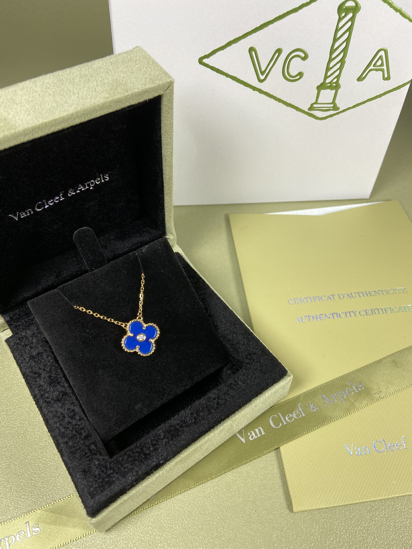 Van Cleef & Arpels blue chalcedony four-leaf clover necklace