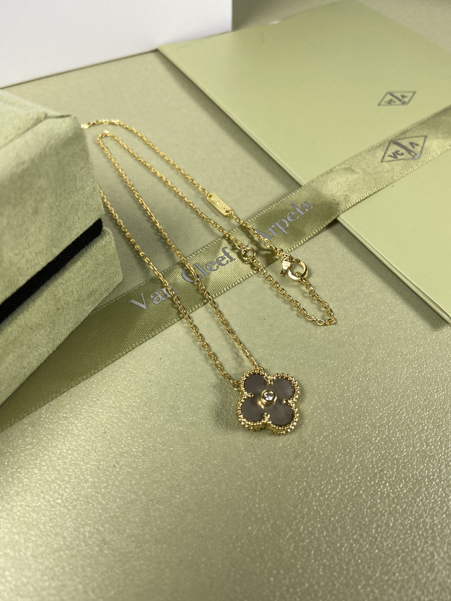 Van Cleef & Arpels gray mother-of-pearl four-leaf clover necklace