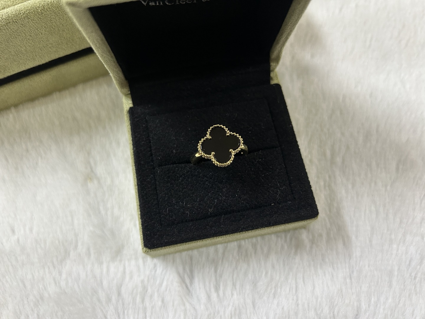 Van Cleef & Arpels black onyx ring