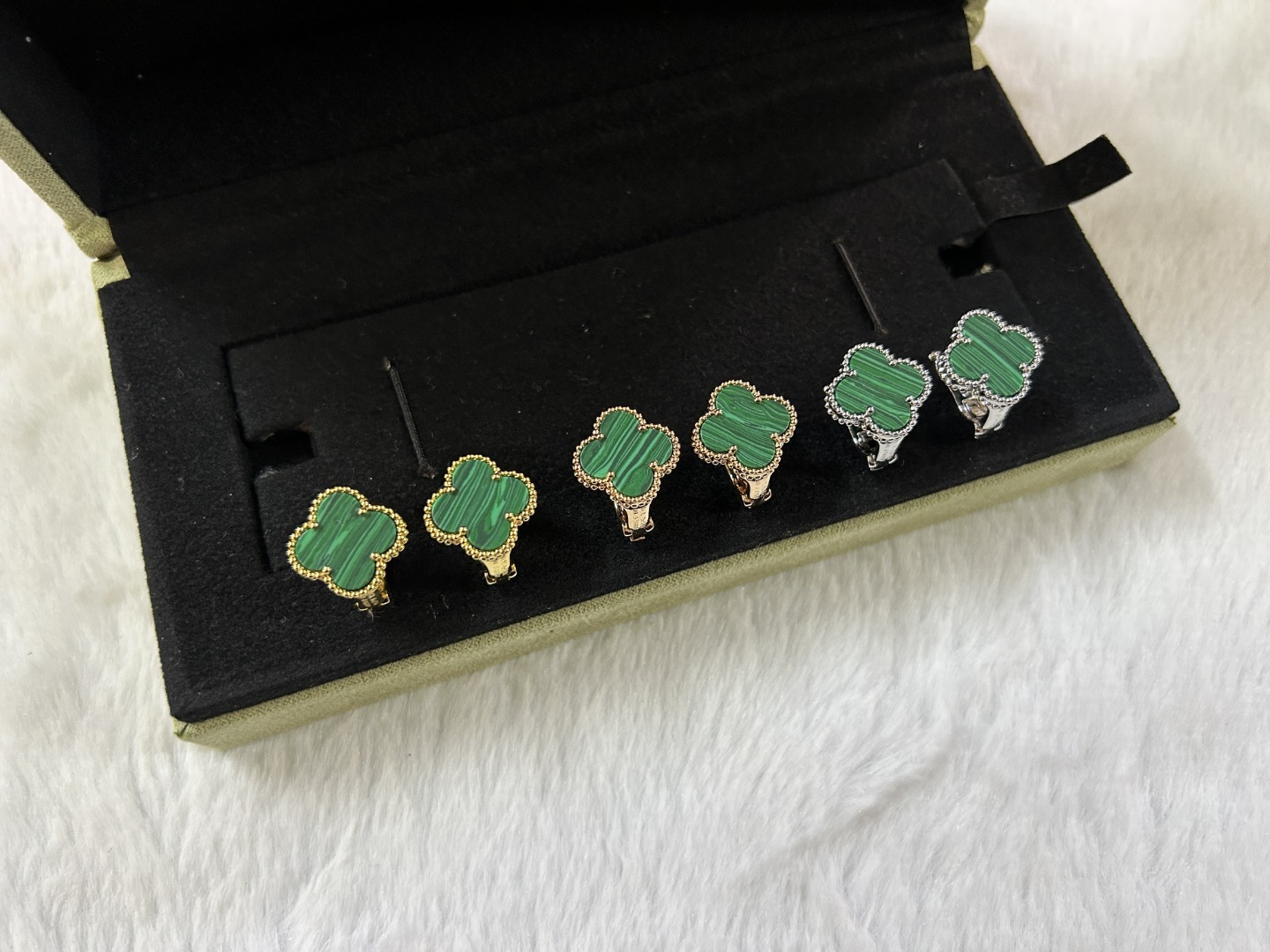 Van Cleef & Arpels Malachite Four-Leaf Clover Earrings