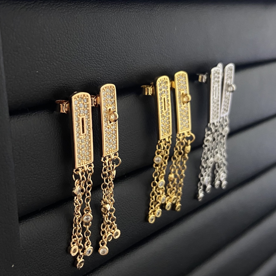 Hermes ear hanging: new full diamond tassel pig nose ear hanging