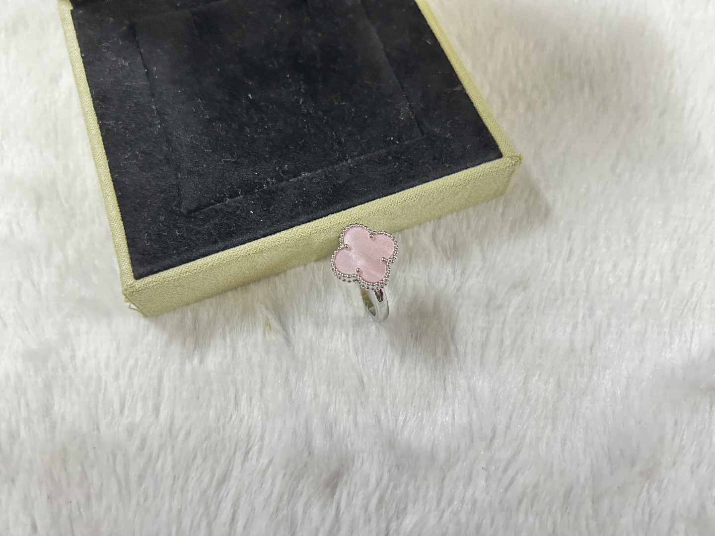 Van Cleef & Arpels pink mother-of-pearl ring