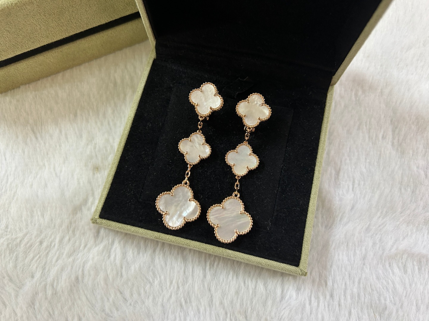 Van Cleef & Arpels White Mother-of-Pearl Four-Leaf Clover Earrings