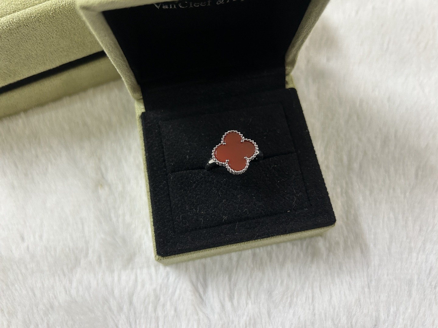 Van Cleef & Arpels carnelian four-leaf clover ring