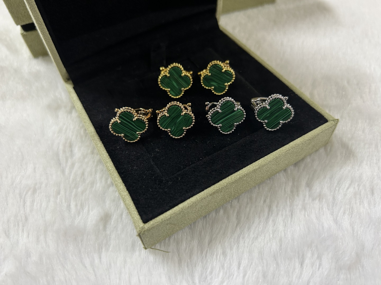 Van Cleef & Arpels Malachite Four-Leaf Clover Earrings
