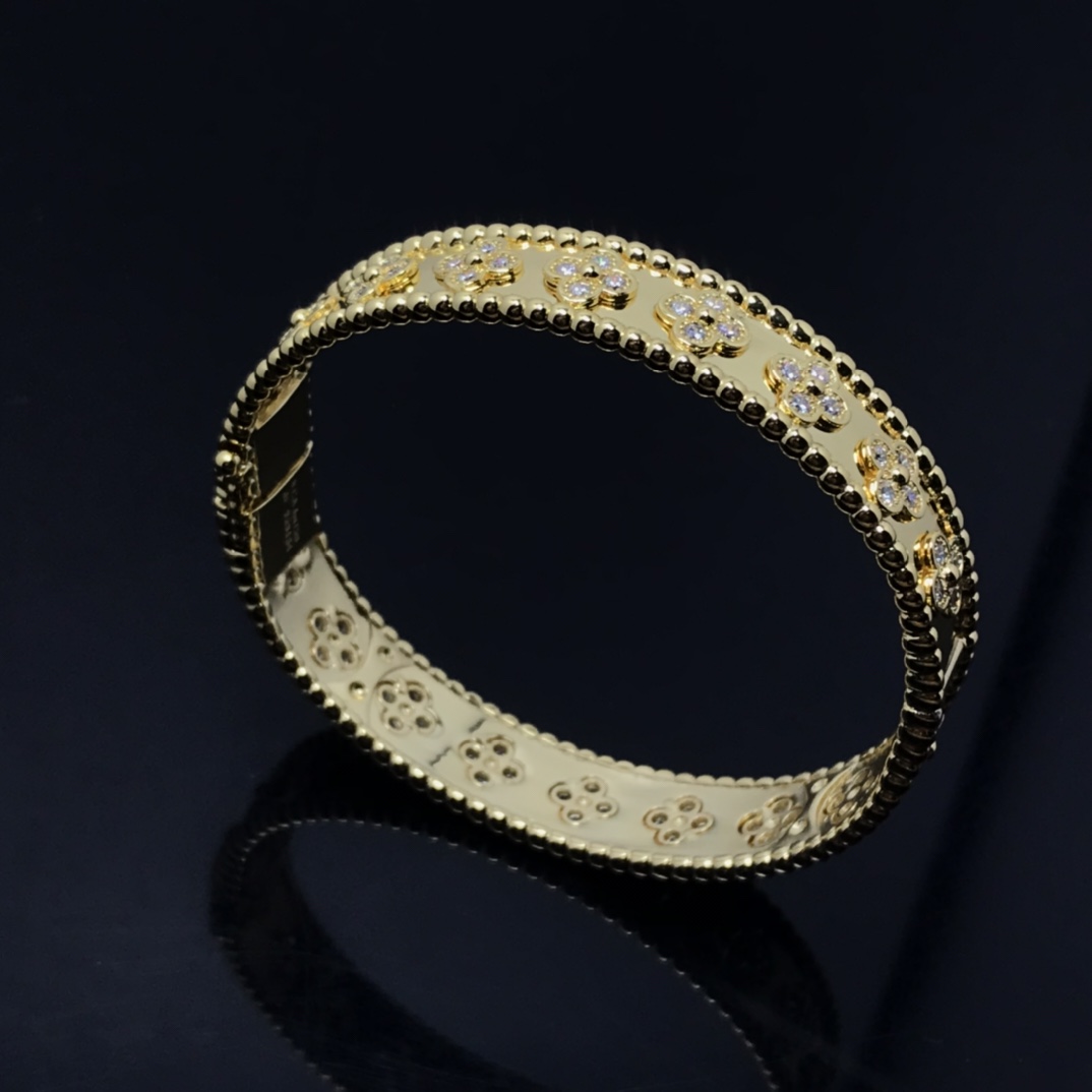 Van Cleef & Arpels Wide Kaleidoscope Bangle