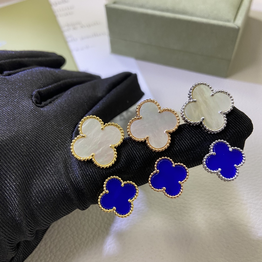 Van Cleef & Arpels Four-Leaf Clover Ring