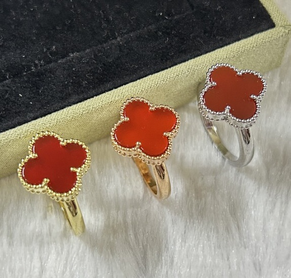Van Cleef & Arpels carnelian four-leaf clover ring
