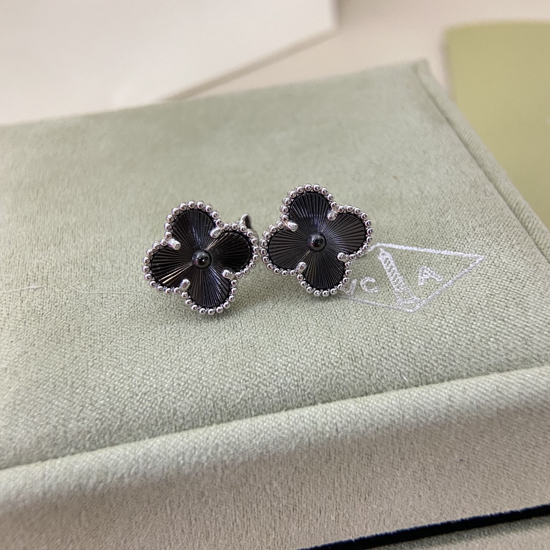 Van Cleef & Arpels Laser Cut Four-Leaf Clover Earrings