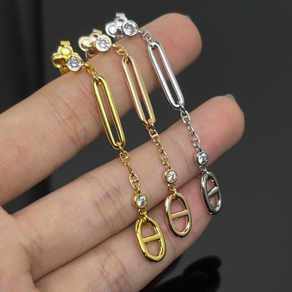 Hermes ear hanging, new pig nose smooth ear hanging