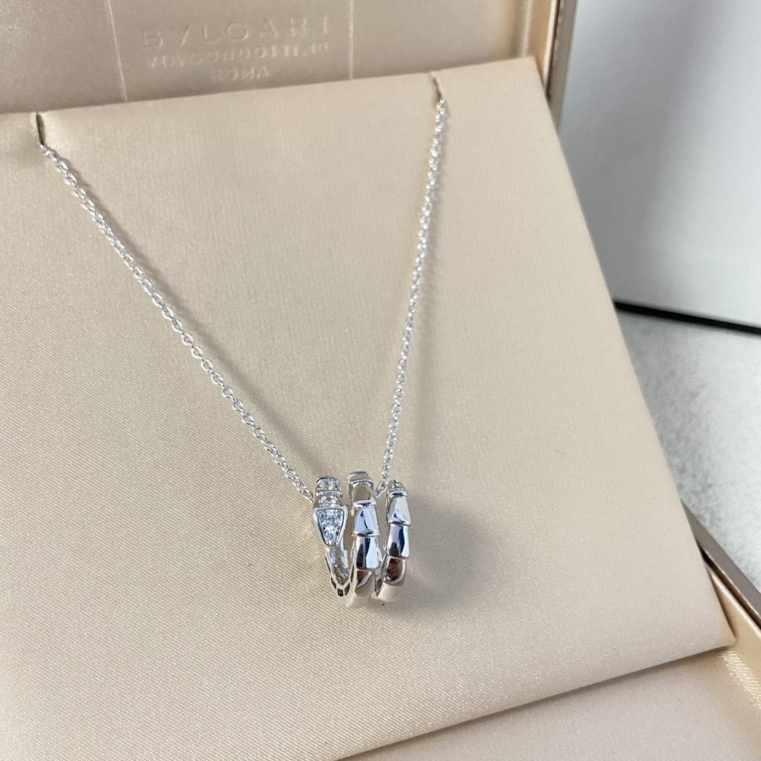Bulgari necklace New three-circle half-diamond snake necklace