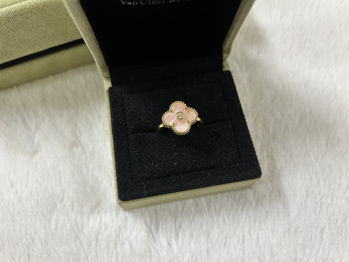 Van Cleef & Arpels pink mother-of-pearl ring
