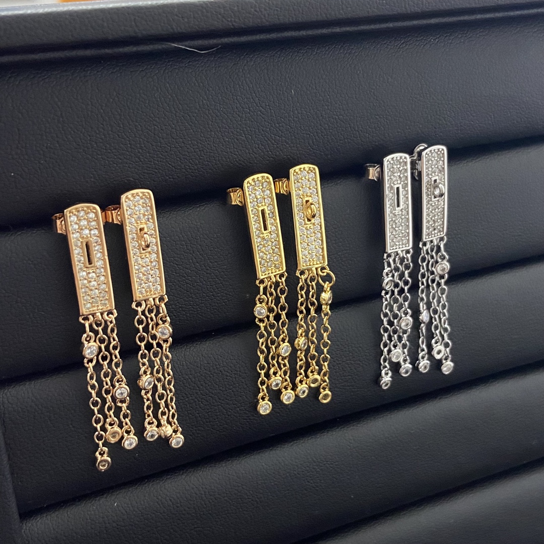 Hermes ear hanging: new full diamond tassel pig nose ear hanging