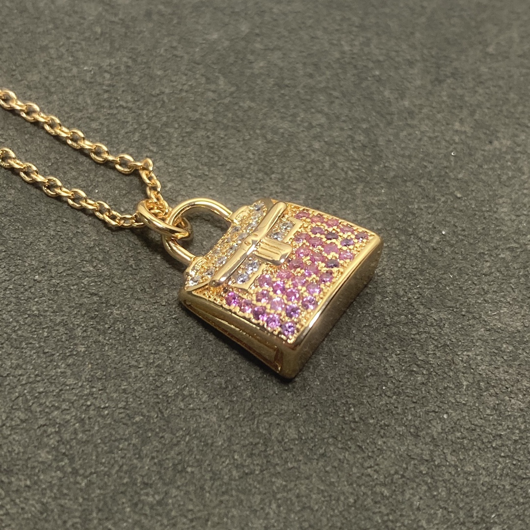 Hermes necklace New pink white diamond bag necklace