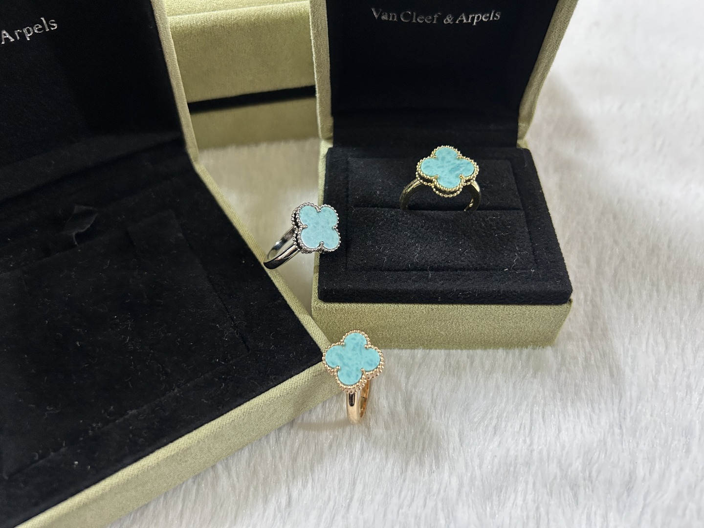 Van Cleef & Arpels mint blue four-leaf clover ring